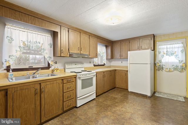 1409 MAPLE AVE, Baltimore, MD 21221