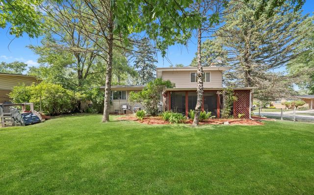 1022 W Ohio Street, Glenwood, IL 60425