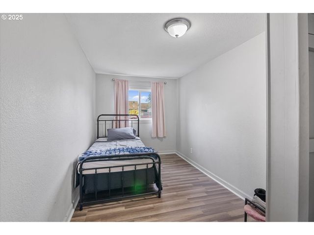 4020 GARY St Ne, Keizer, OR 97303