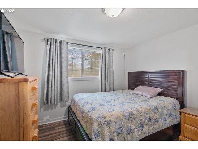 4020 GARY St Ne, Keizer, OR 97303