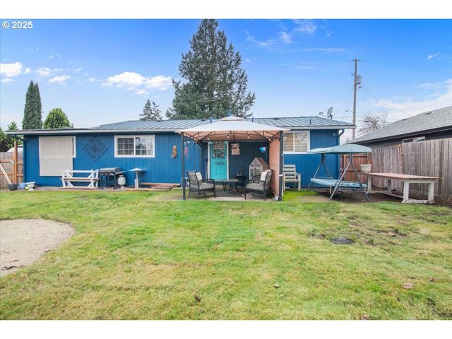 4020 GARY St Ne, Keizer, OR 97303