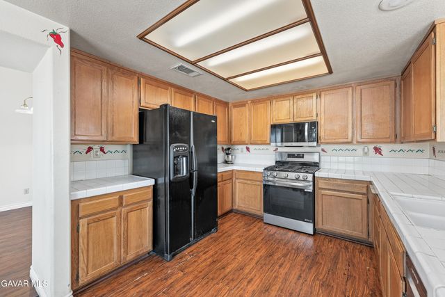 39550 Rowan Court, Palmdale, CA 93551