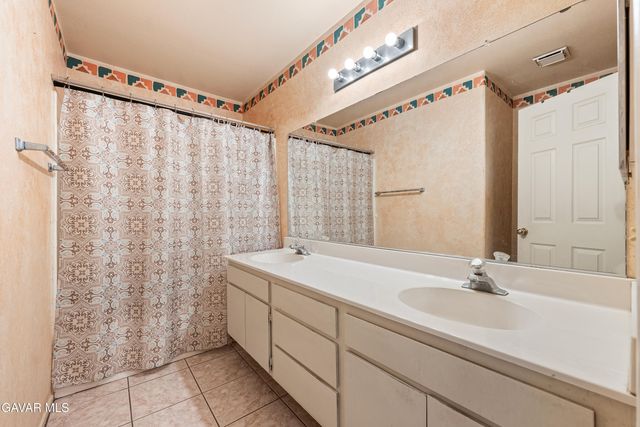 39550 Rowan Court, Palmdale, CA 93551