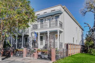 405 W 27th Street A, Houston, TX 77008