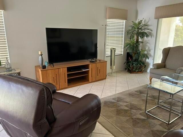 39830 Somerset Avenue, Palm Desert, CA 92211