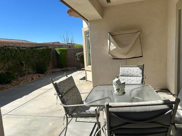 39830 Somerset Avenue, Palm Desert, CA 92211
