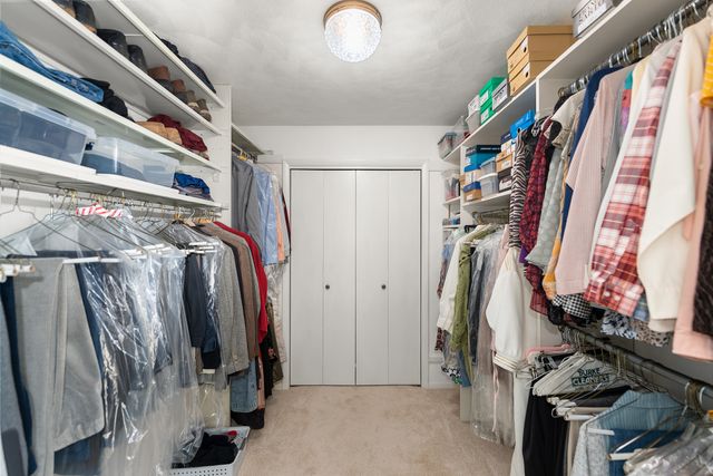 6026 95th Avenue, Taylor Ridge, IL 61284