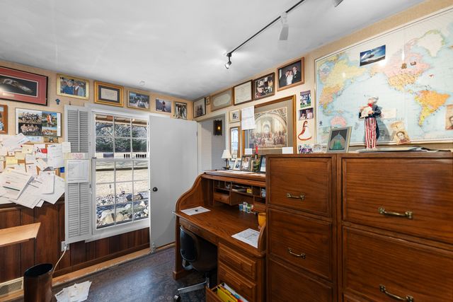 6026 95th Avenue, Taylor Ridge, IL 61284