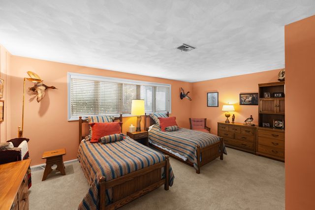 6026 95th Avenue, Taylor Ridge, IL 61284