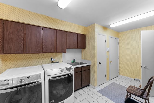 6026 95th Avenue, Taylor Ridge, IL 61284