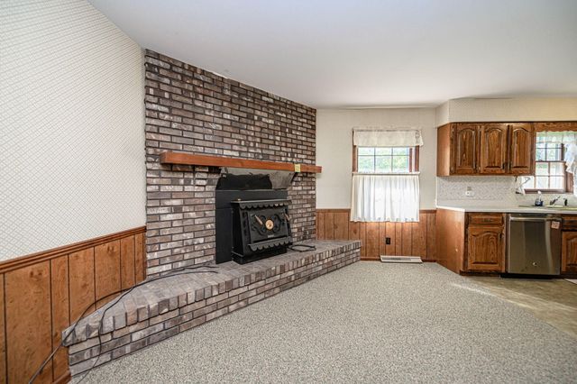 1208 LONDON DR, Columbia, MO 65203