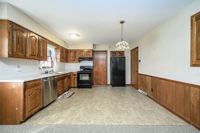 1208 LONDON DR, Columbia, MO 65203