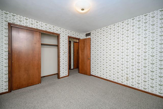 1208 LONDON DR, Columbia, MO 65203