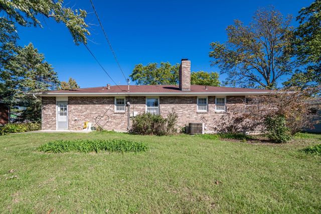 1208 LONDON DR, Columbia, MO 65203