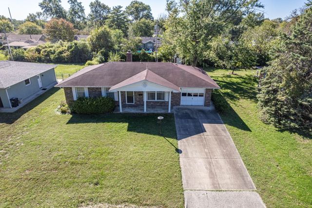 1208 LONDON DR, Columbia, MO 65203