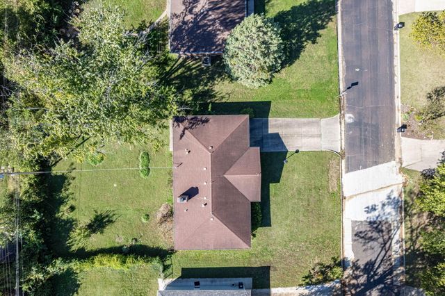 1208 LONDON DR, Columbia, MO 65203