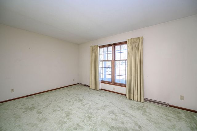 1208 LONDON DR, Columbia, MO 65203