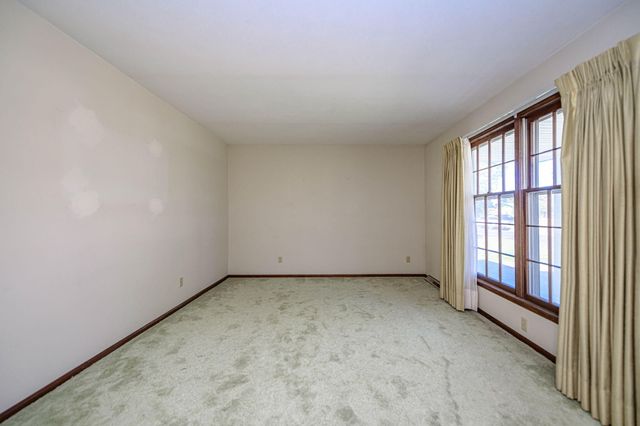 1208 LONDON DR, Columbia, MO 65203