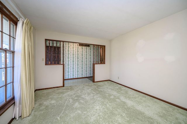 1208 LONDON DR, Columbia, MO 65203