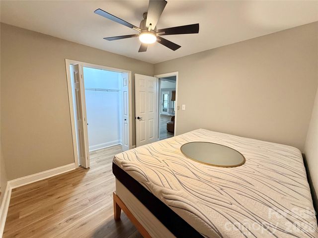 6836 Pin Oak Court, Charlotte, NC 28226