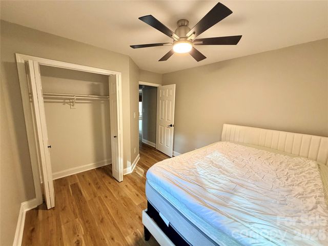 6836 Pin Oak Court, Charlotte, NC 28226