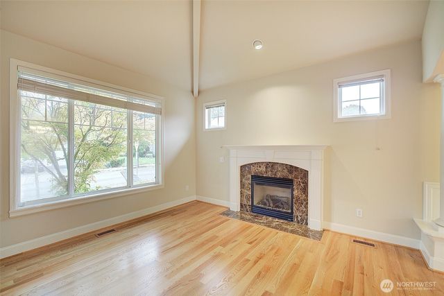 17124 6th Avenue W, Lynnwood, WA 98037