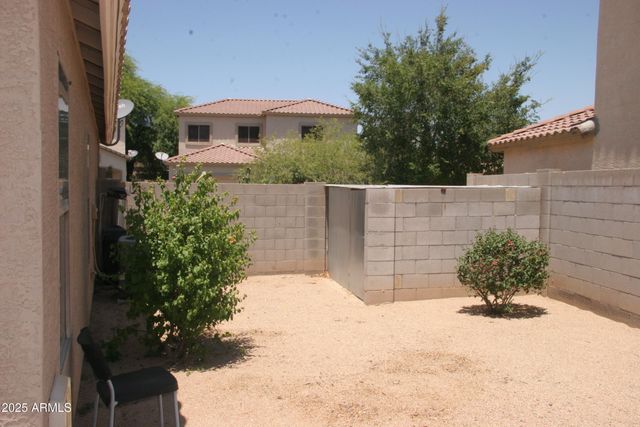 4505 W BURGESS Lane, Laveen, AZ 85339