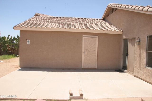 4505 W BURGESS Lane, Laveen, AZ 85339