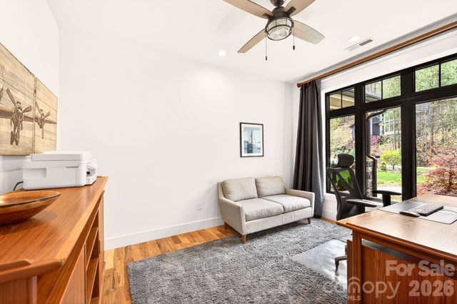 77 Village Pointe Lane, Asheville, NC 28803
