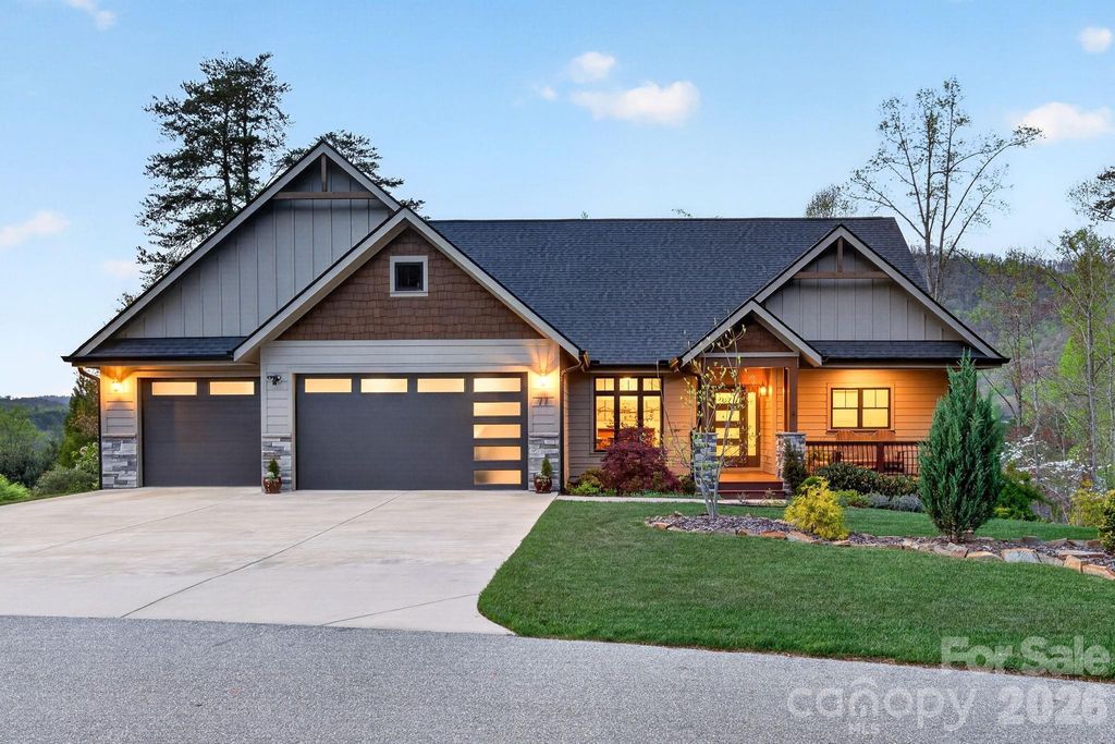 77 Village Pointe Lane, Asheville, NC 28803