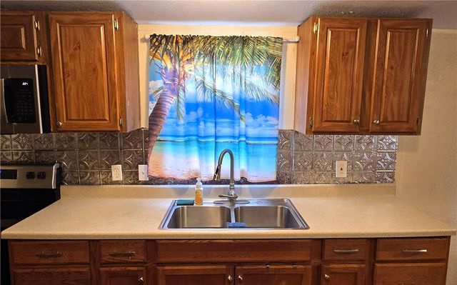 218 E Avenue C, Port Aransas, TX 78373