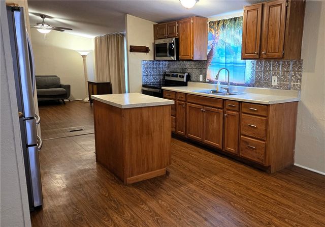 218 E Avenue C, Port Aransas, TX 78373