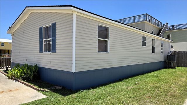 218 E Avenue C, Port Aransas, TX 78373