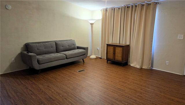 218 E Avenue C, Port Aransas, TX 78373
