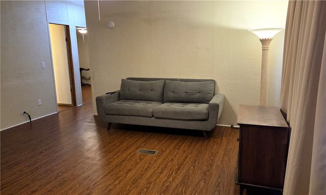 218 E Avenue C, Port Aransas, TX 78373