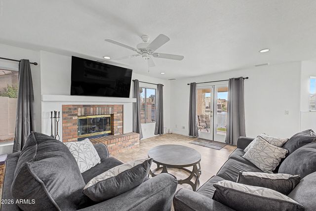 8967 W MAUI Lane, Peoria, AZ 85381