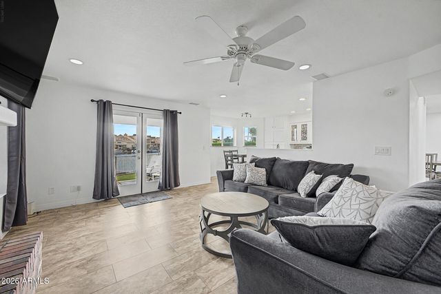 8967 W MAUI Lane, Peoria, AZ 85381