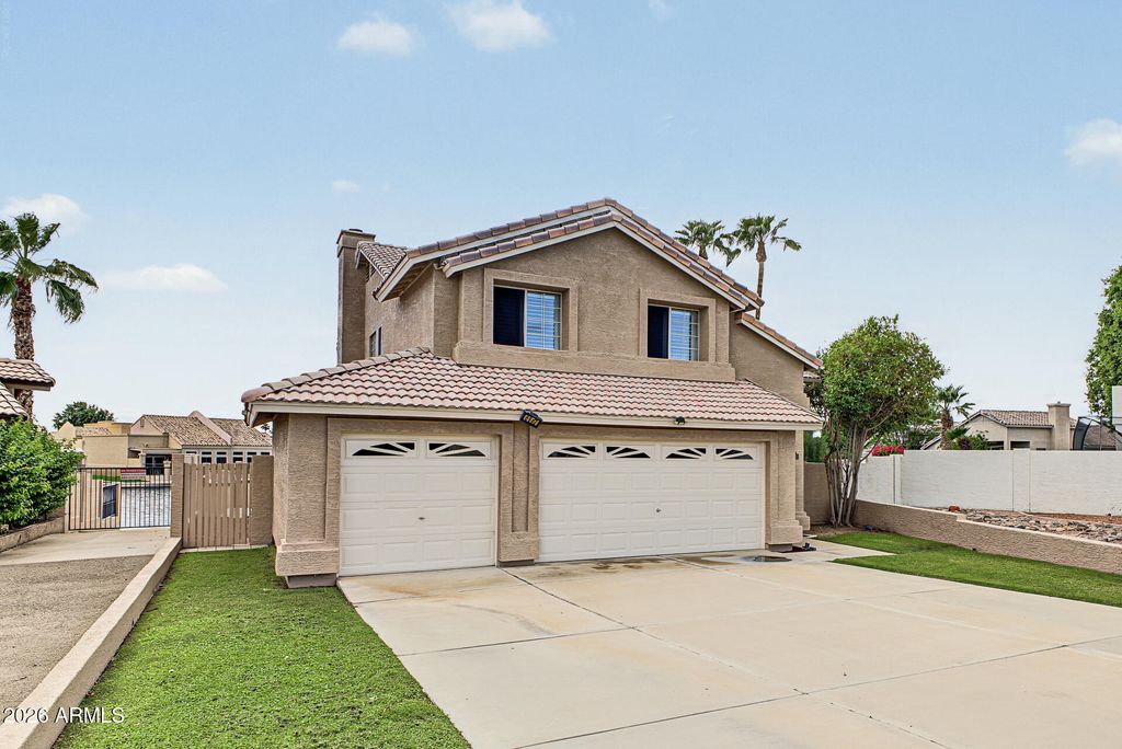 8967 W MAUI Lane, Peoria, AZ 85381 — photo 2