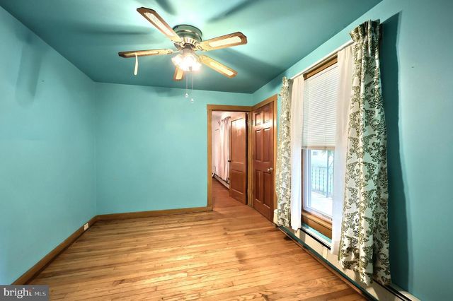 310 N CONSTITUTION AVE, New Freedom, PA 17349