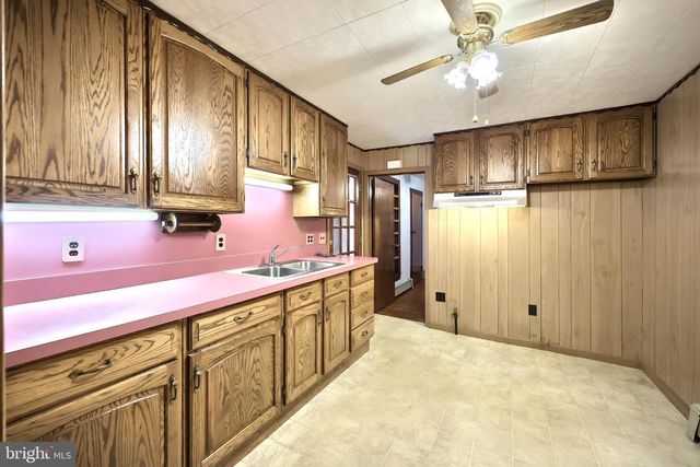 310 N CONSTITUTION AVE, New Freedom, PA 17349