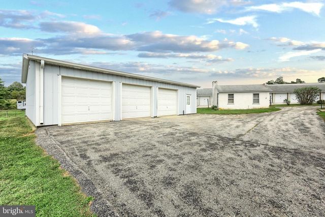 310 N CONSTITUTION AVE, New Freedom, PA 17349