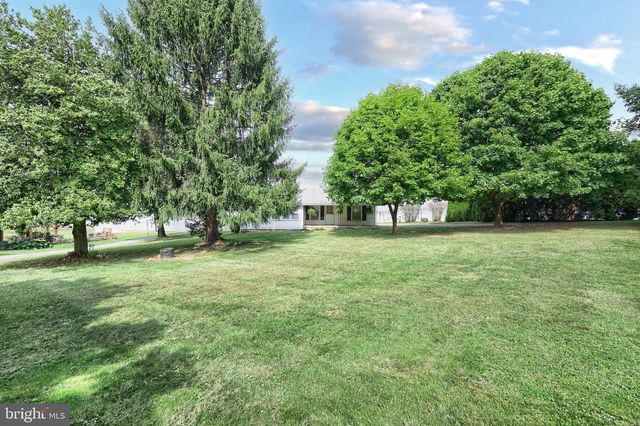310 N CONSTITUTION AVE, New Freedom, PA 17349