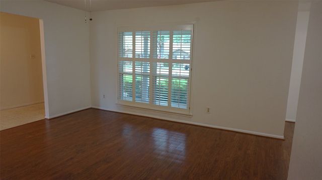 5013 Marble Falls Road, Fort Worth, TX 76103