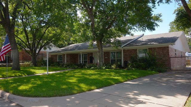 5013 Marble Falls Road, Fort Worth, TX 76103