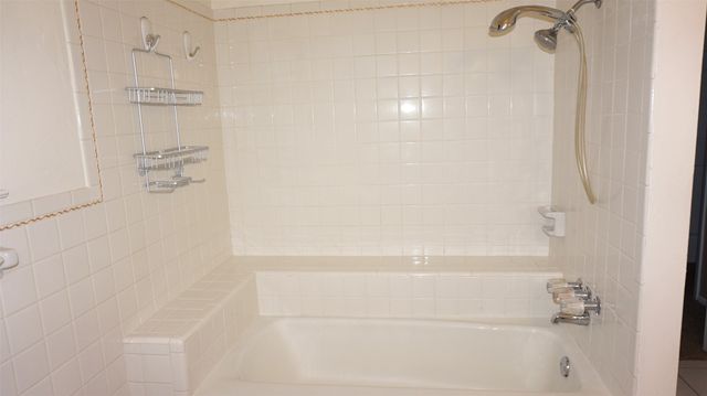 5013 Marble Falls Road, Fort Worth, TX 76103