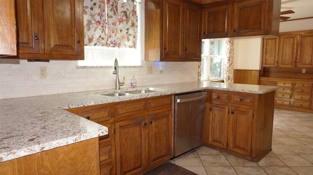 5013 Marble Falls Road, Fort Worth, TX 76103