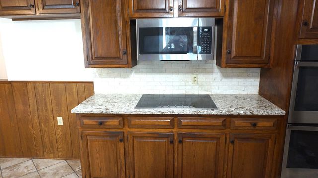 5013 Marble Falls Road, Fort Worth, TX 76103