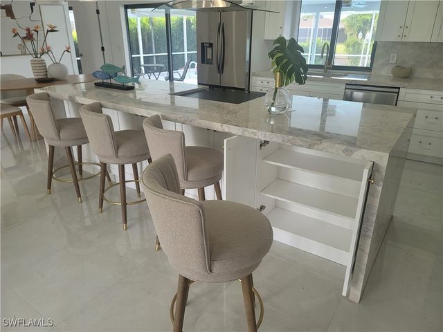 125 SE 41st TER, Cape Coral, FL 33904