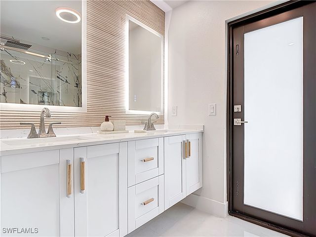 125 SE 41st TER, Cape Coral, FL 33904