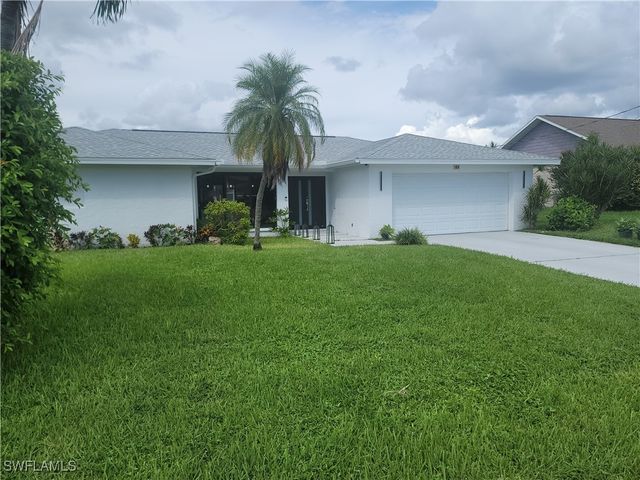 125 SE 41st TER, Cape Coral, FL 33904